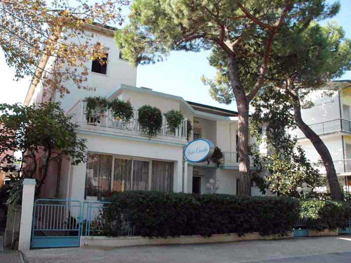 Hotel Pensione Ornella Cesenatico Exterior photo