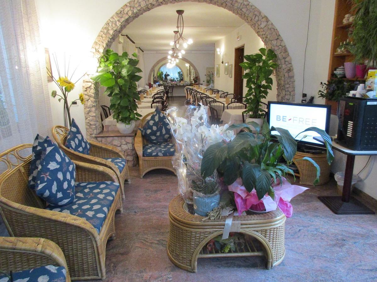 Hotel Pensione Ornella Cesenatico Exterior photo